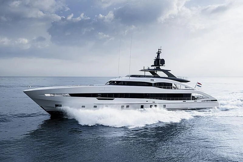 a white boat on the water aboard AQUAMARINE X Yacht for Sale