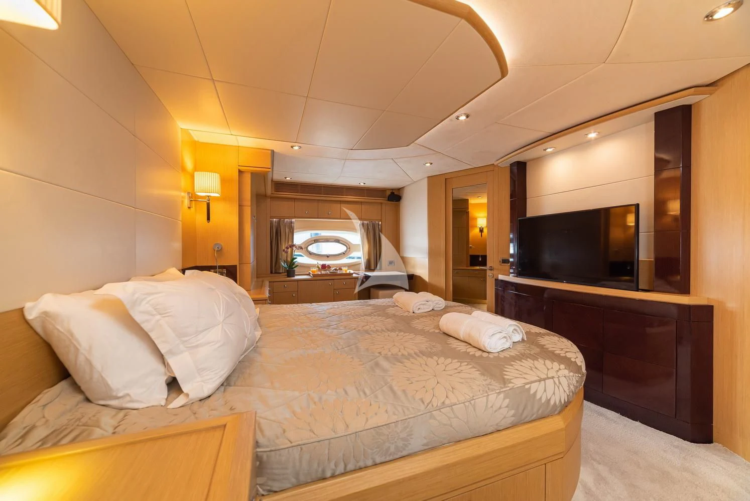 a hotel room with a bed aboard STELA 117 Yacht for Sale