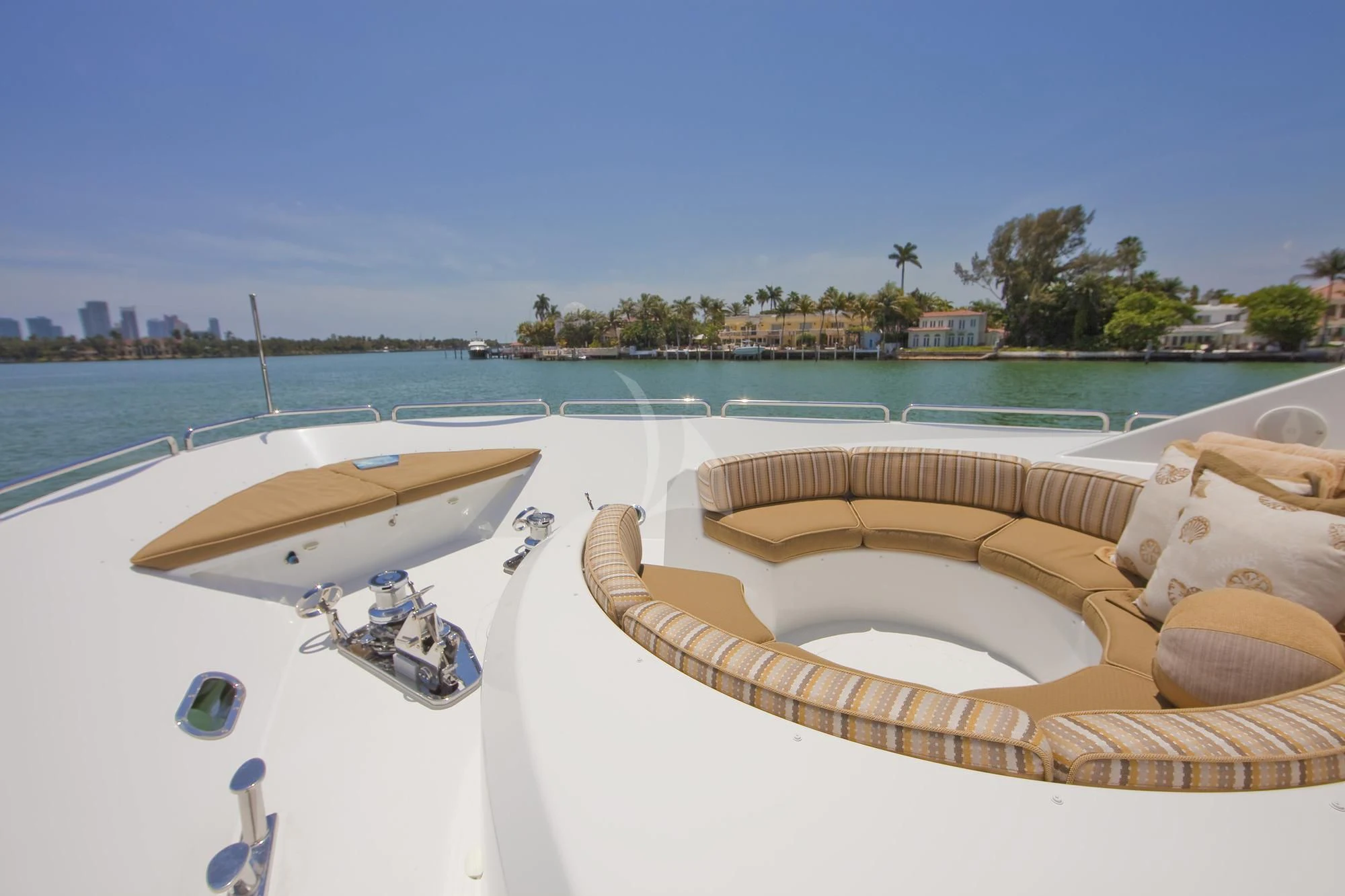 a group of boats on a beach aboard LADY GRACE Yacht for Sale