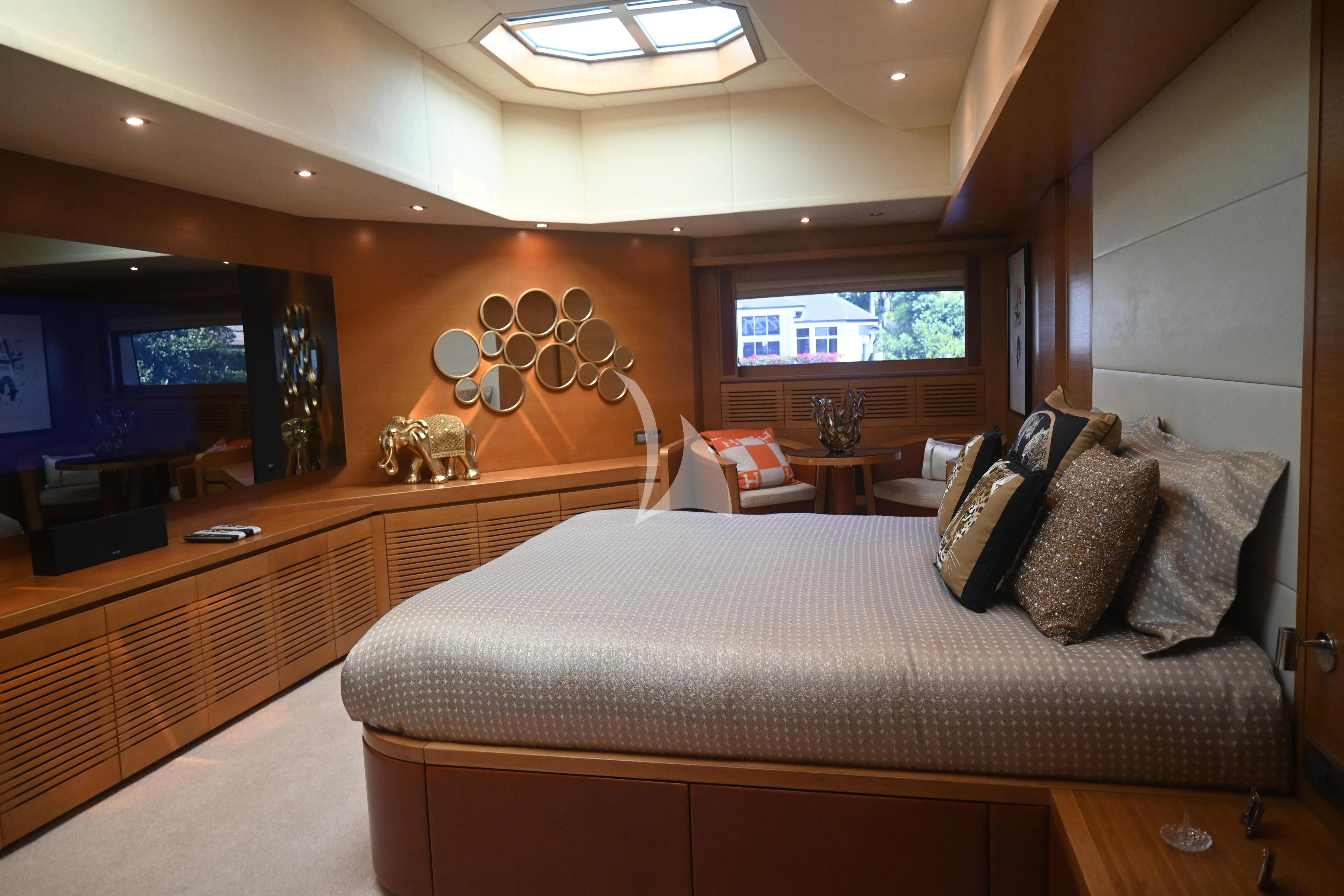 a bed with a white sheet aboard KIMBERLIE Yacht for Sale