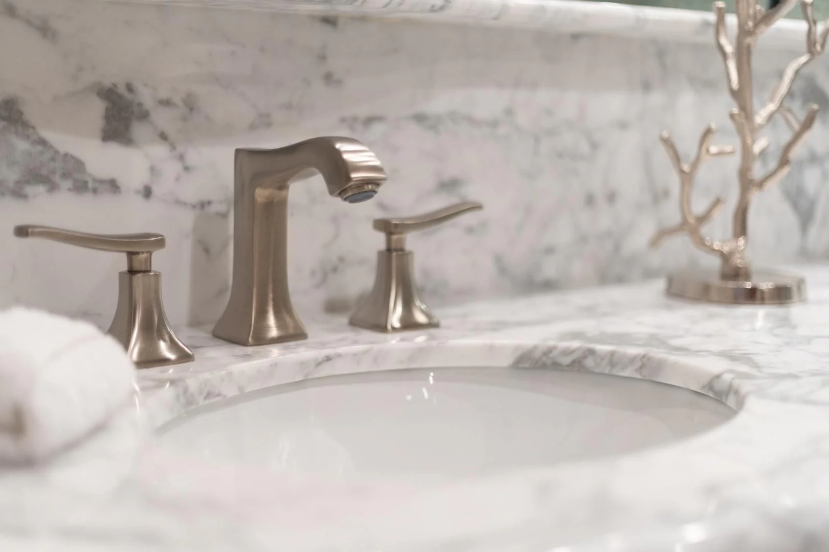 a bathroom sink with faucets aboard SUMMERWIND Yacht for Sale