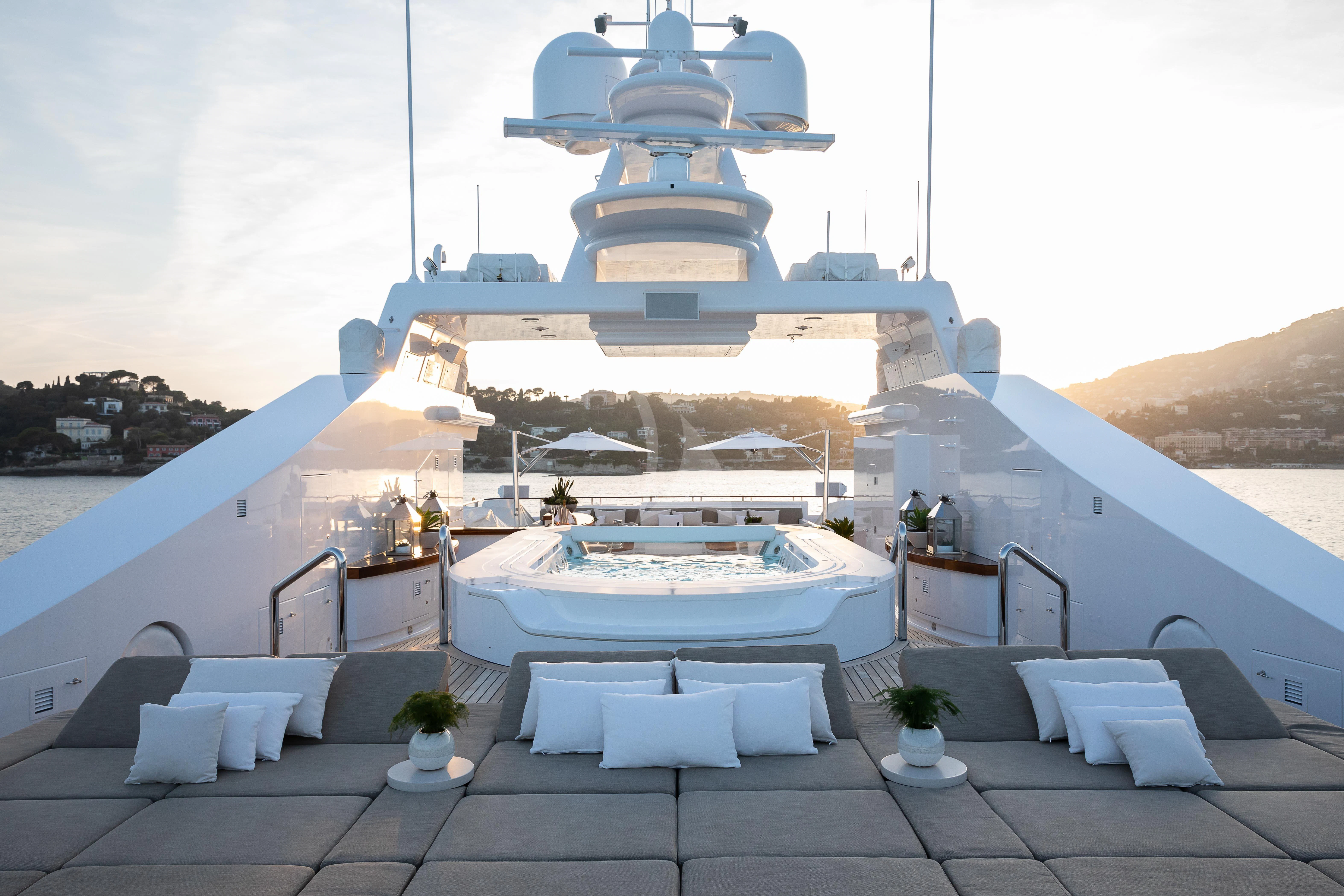 a large white building with a dome aboard TREEHOUSE Yacht for Sale