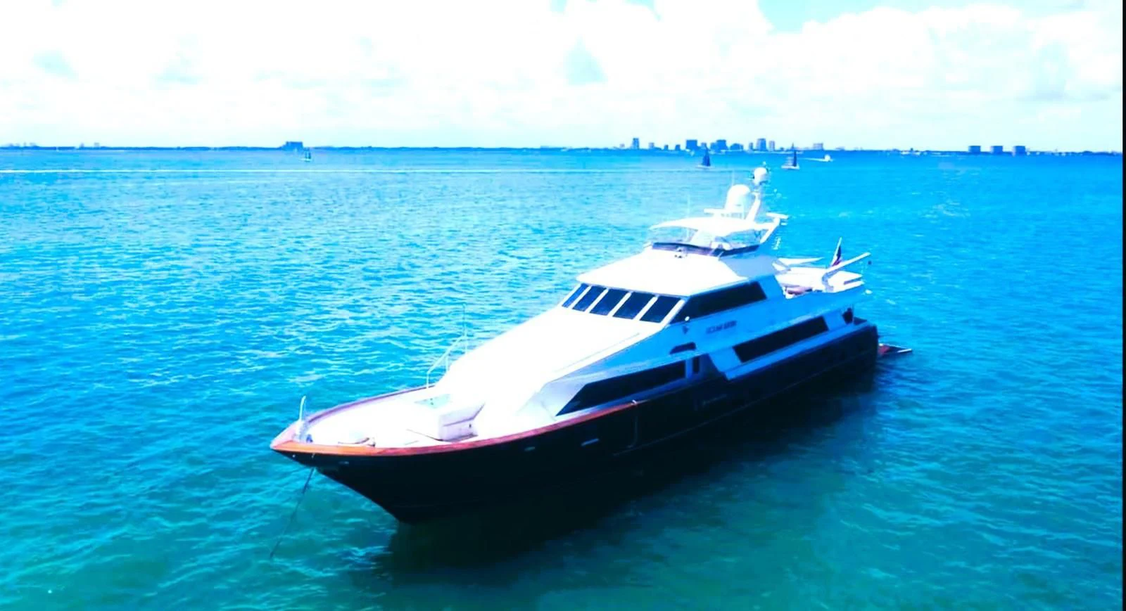 a white yacht in the water aboard OCEAN DRIVE Yacht for Sale