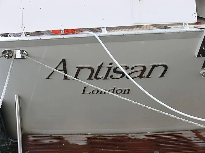 text, whiteboard aboard ANTISAN Yacht for Charter