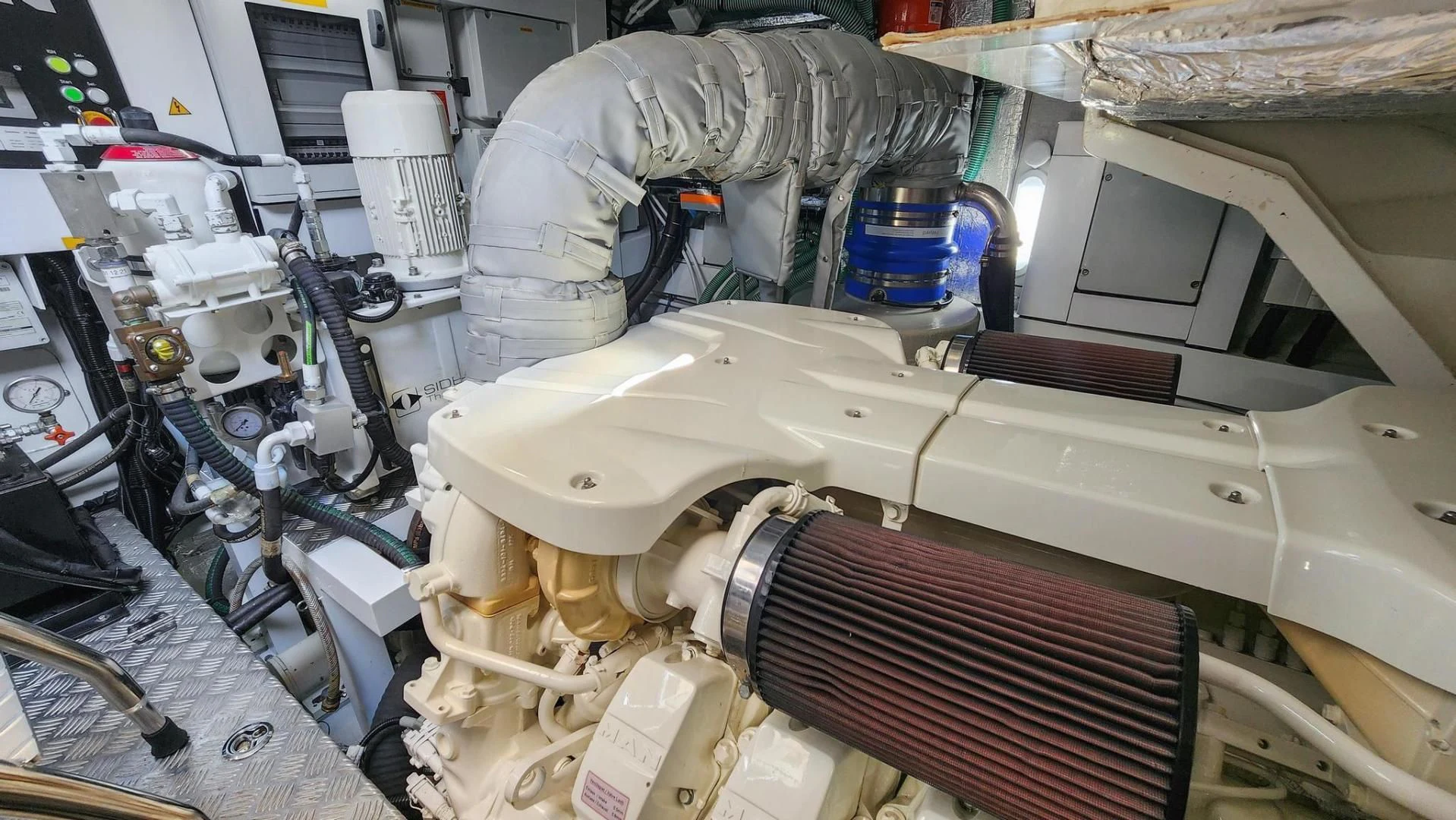 a machine with a large metal tube aboard JOLLY ROGERS Yacht for Sale