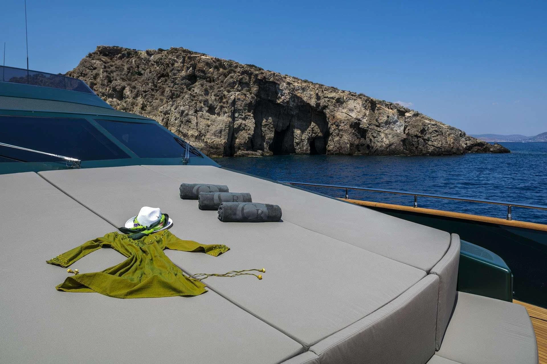 a boat on the water aboard CAN'T REMEMBER Yacht for Sale