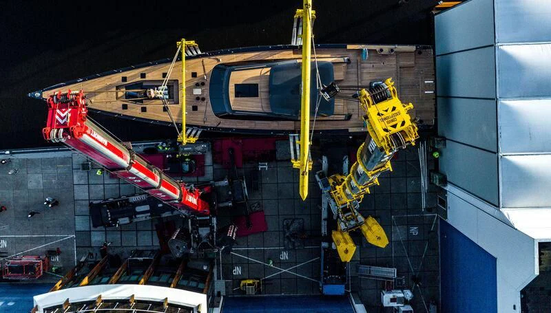 a large blue and yellow machine aboard NILAYA Yacht for Sale