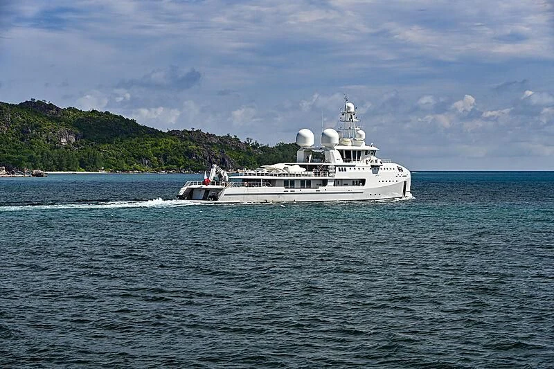 a boat on the water aboard UM ALHOUL Yacht for Sale