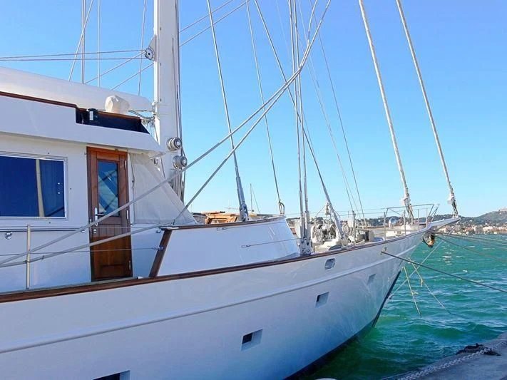 a white boat in the water aboard QUEEN NEFERTITI Yacht for Sale