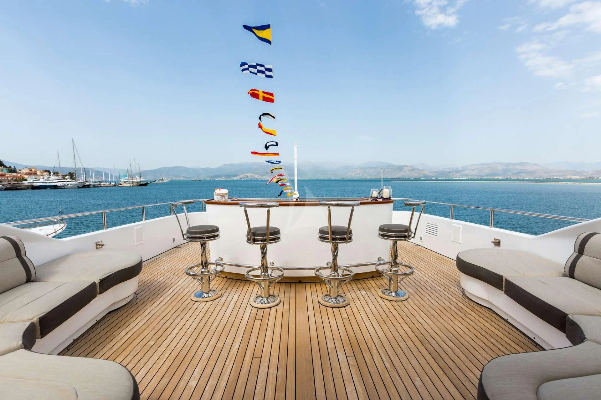 a large kite flying over a boat aboard TITIAN PEARL Yacht for Sale