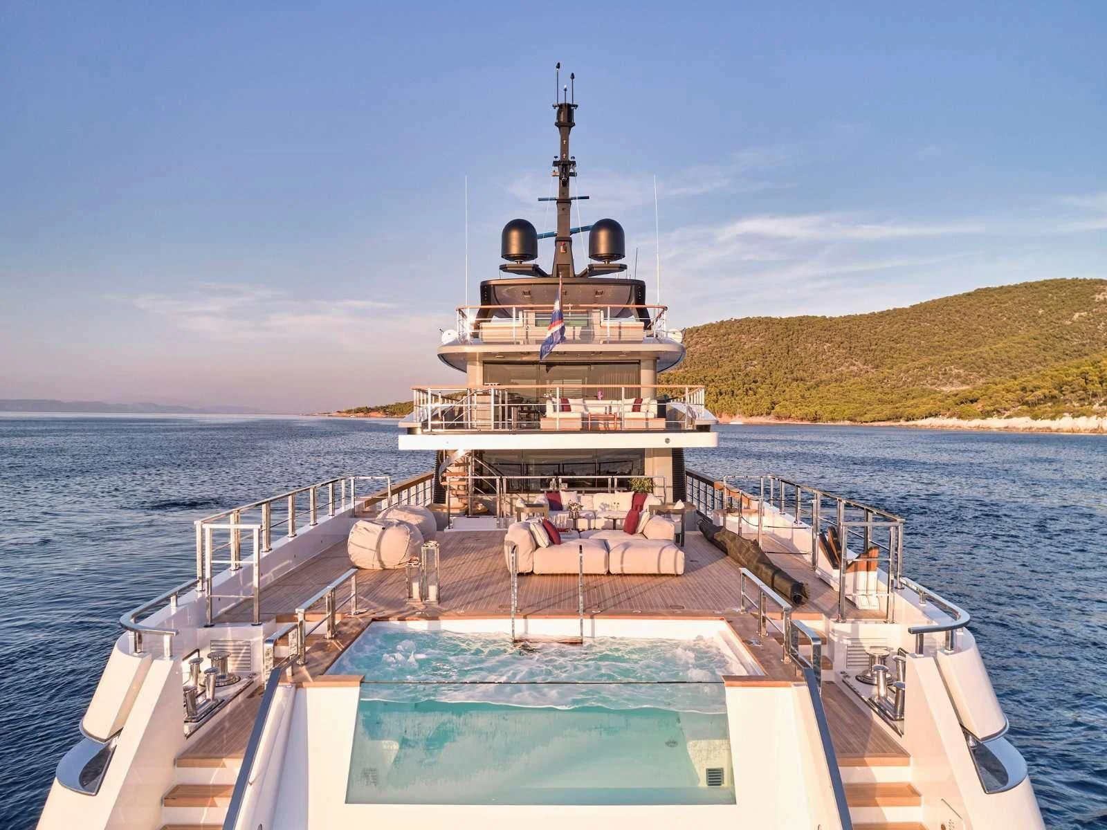 a boat on the water aboard PARA BELLVM Yacht for Charter