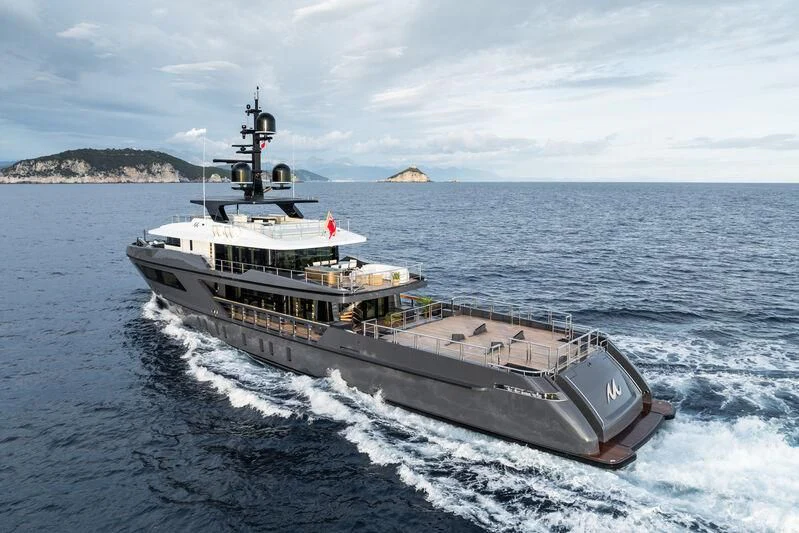 a ship in the water aboard PARA BELLVM Yacht for Charter