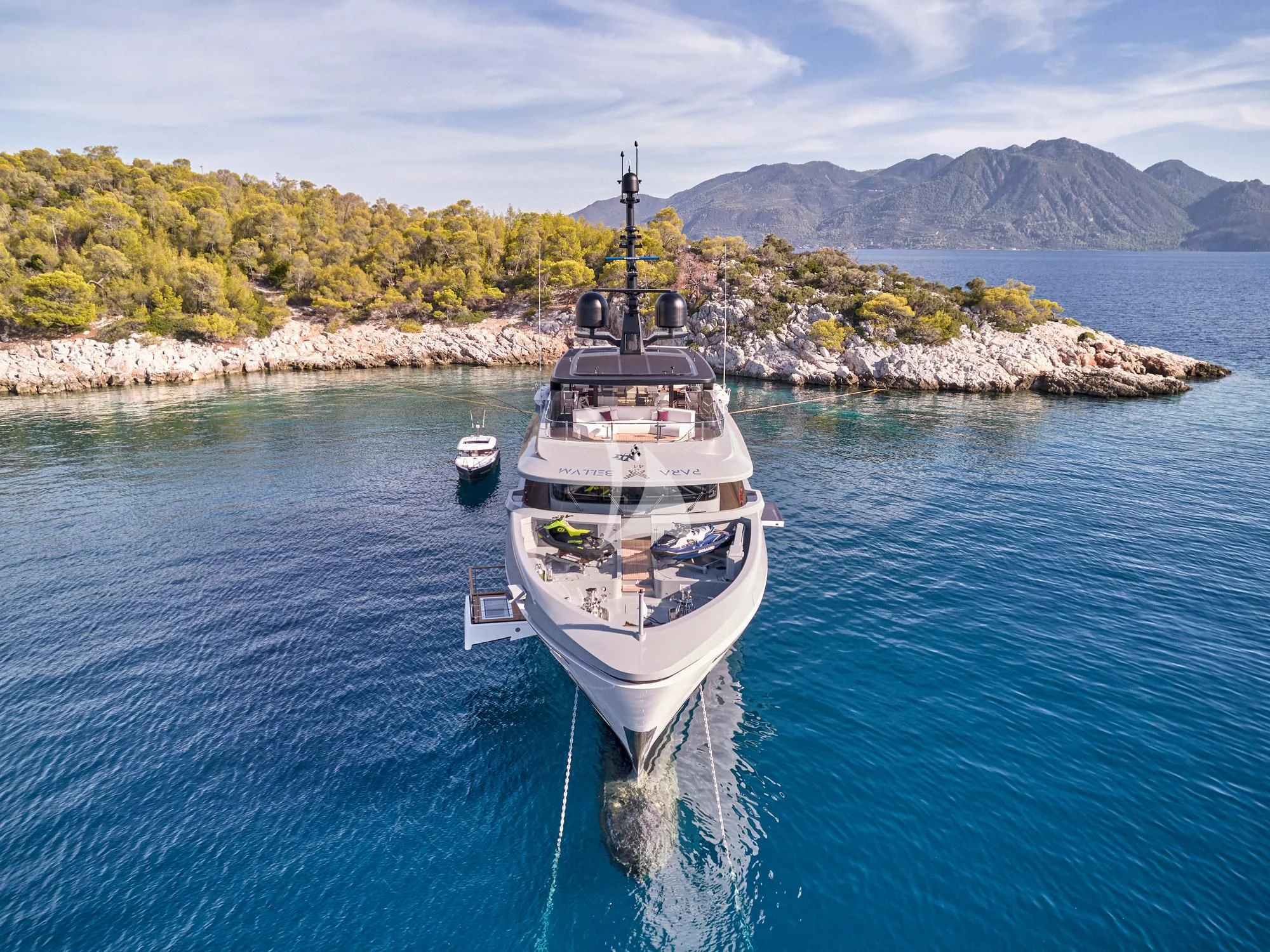 a boat on the water aboard PARA BELLVM Yacht for Charter