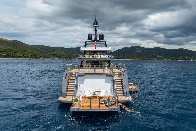 a boat in the water aboard PARA BELLVM Yacht for Charter
