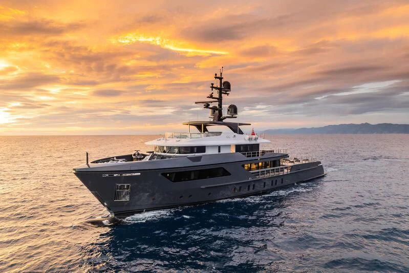 a boat in the water aboard PARA BELLVM Yacht for Charter