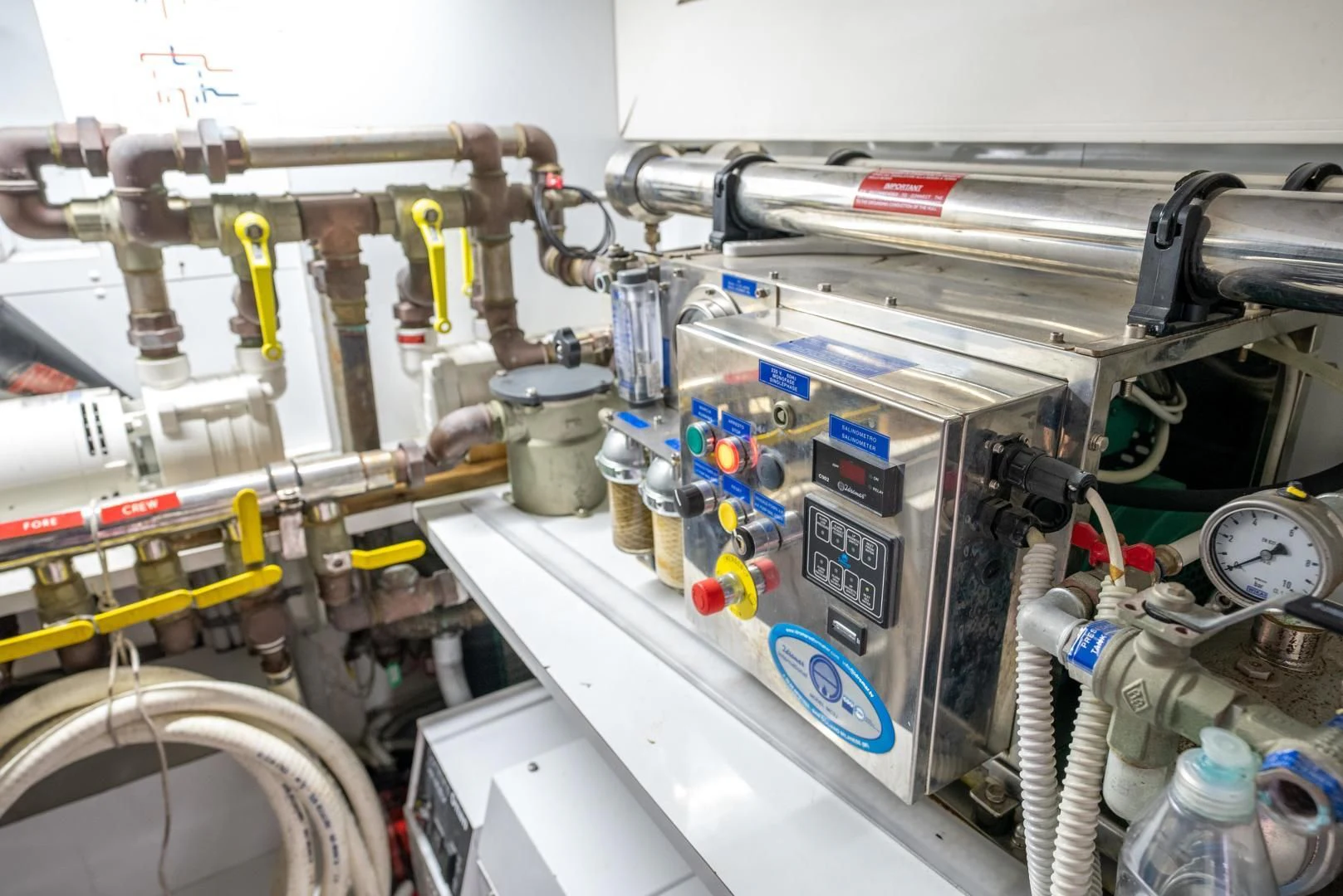 a machine with a few tubes aboard NEVER REST Yacht for Sale