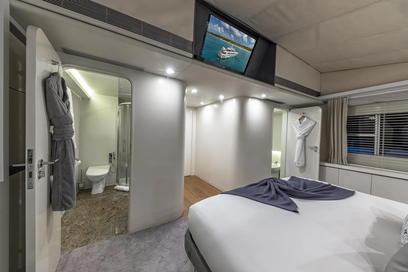 a bed in a bathroom aboard KARTAL YUVASI Yacht for Charter