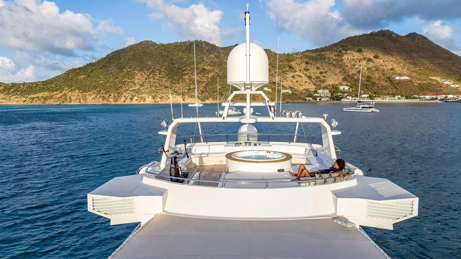 a white boat in the water aboard KARTAL YUVASI Yacht for Charter