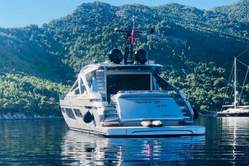 a boat on the water aboard QUEEN B SPORT Yacht for Sale