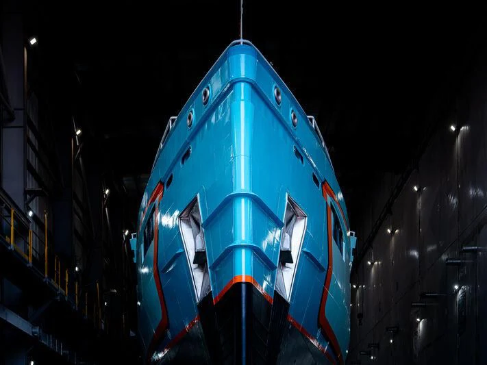 a large blue and red tower aboard FIVE OCEANS Yacht for Sale