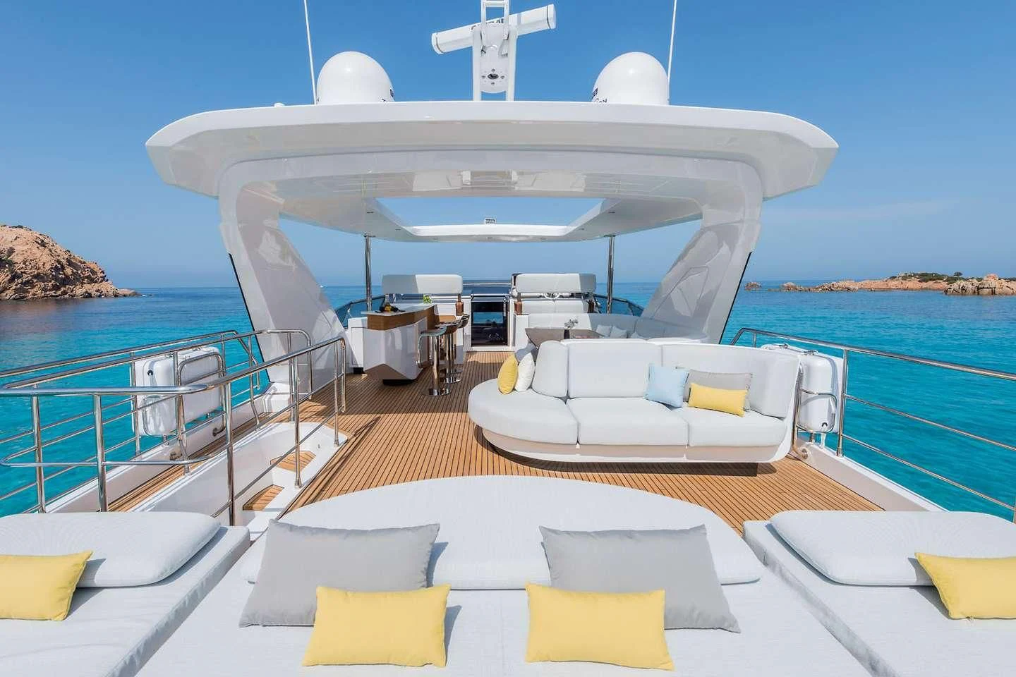 a boat on the water aboard MAREA LA NAUTICA Yacht for Sale