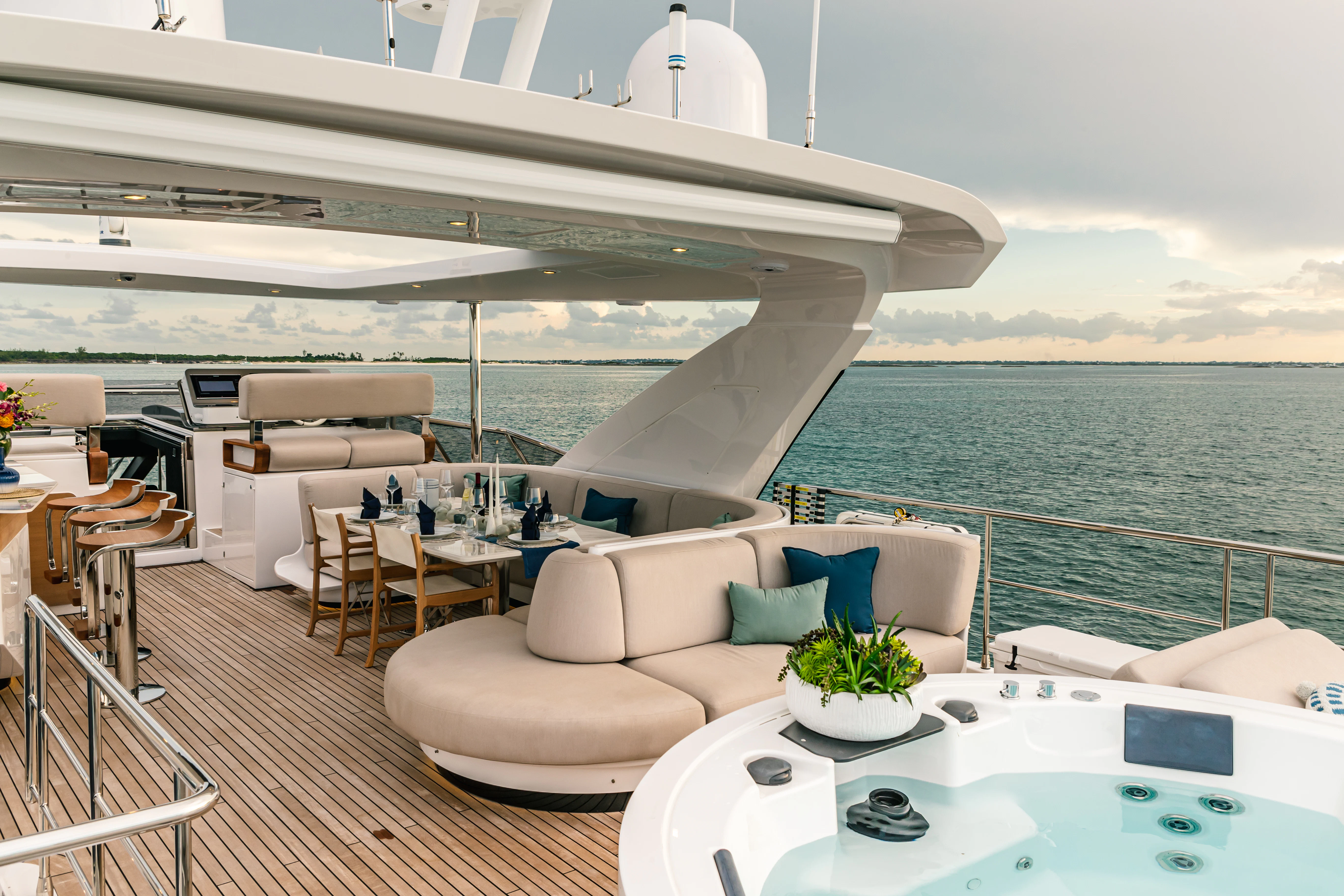 a boat on the water aboard MAREA LA NAUTICA Yacht for Sale