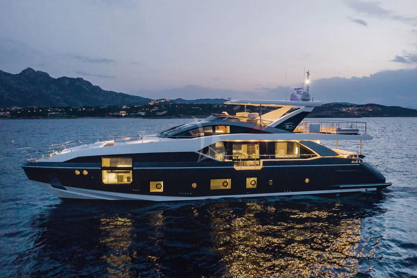 a boat on the water aboard MAREA LA NAUTICA Yacht for Sale