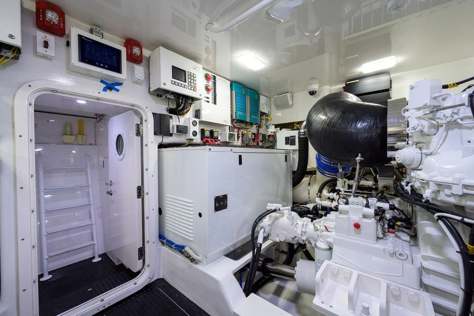 a room with medical equipment aboard SURFBUM Yacht for Sale