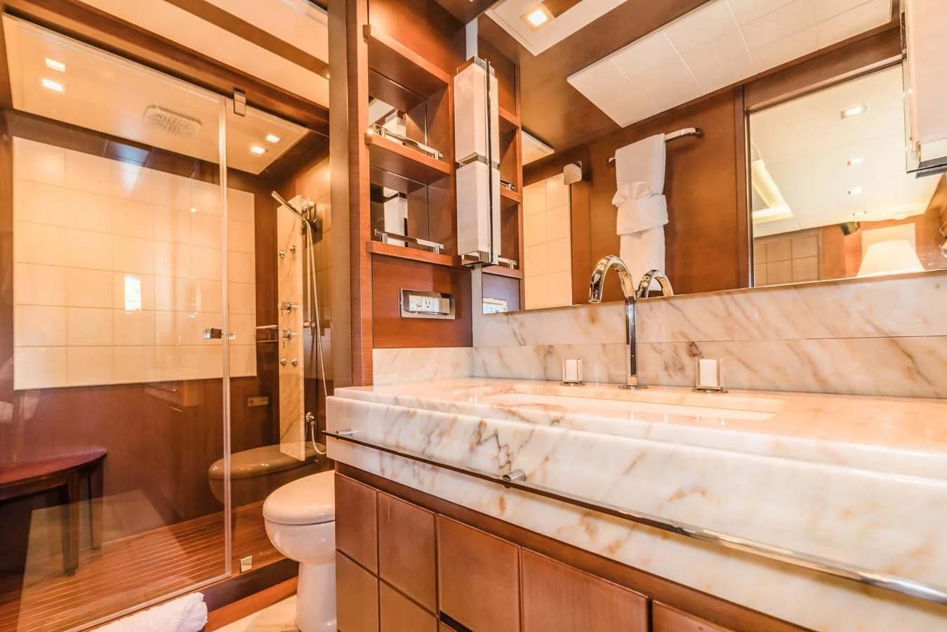 a bathroom with a large bathtub aboard LIBERTY BLUE Yacht for Sale