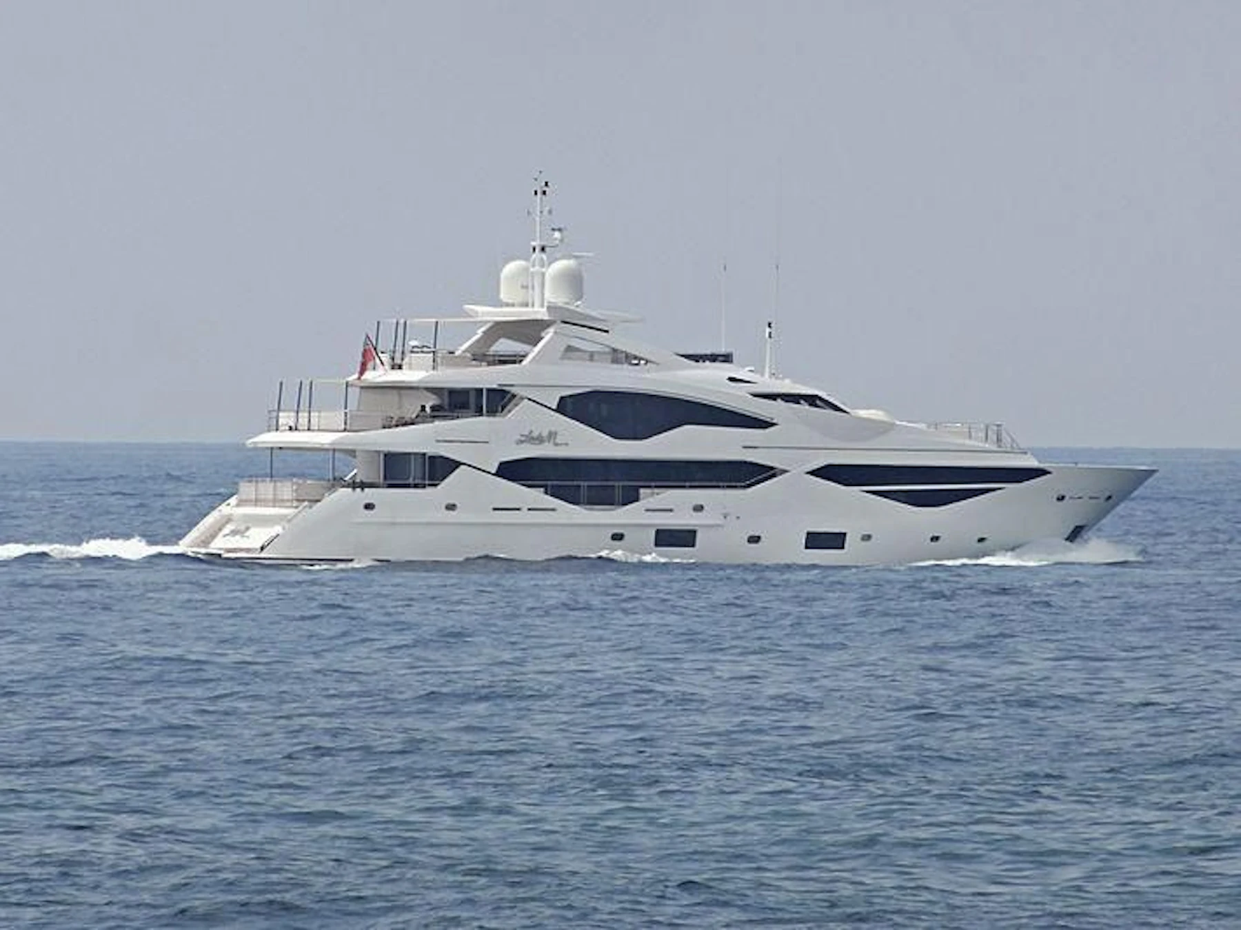 NO.9 yacht charter 4