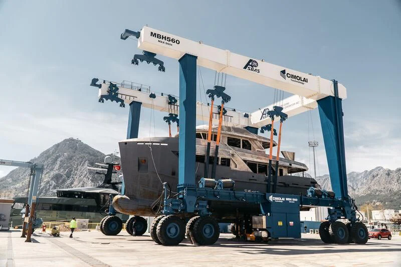 a machine on the ground aboard BERING 80/01 Yacht for Sale
