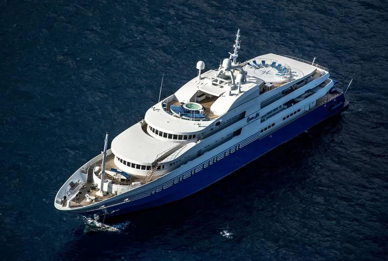 a boat in the water aboard QUEEN MIRI Yacht for Sale