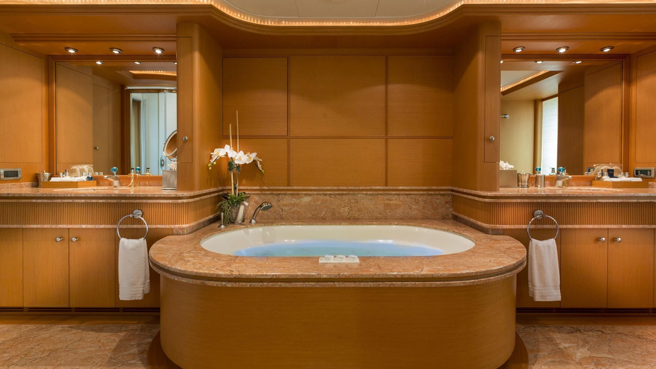a bathroom with a large jacuzzi tub aboard DEDE Yacht for Sale