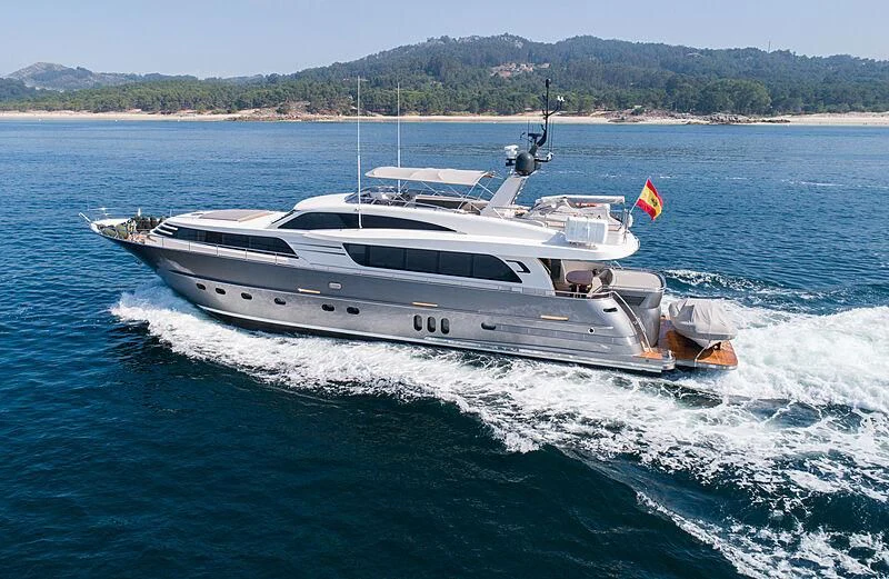 a boat on the water aboard O NOSO UNO Yacht for Sale