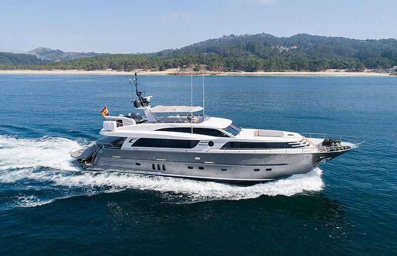 a boat on the water aboard O NOSO UNO Yacht for Sale