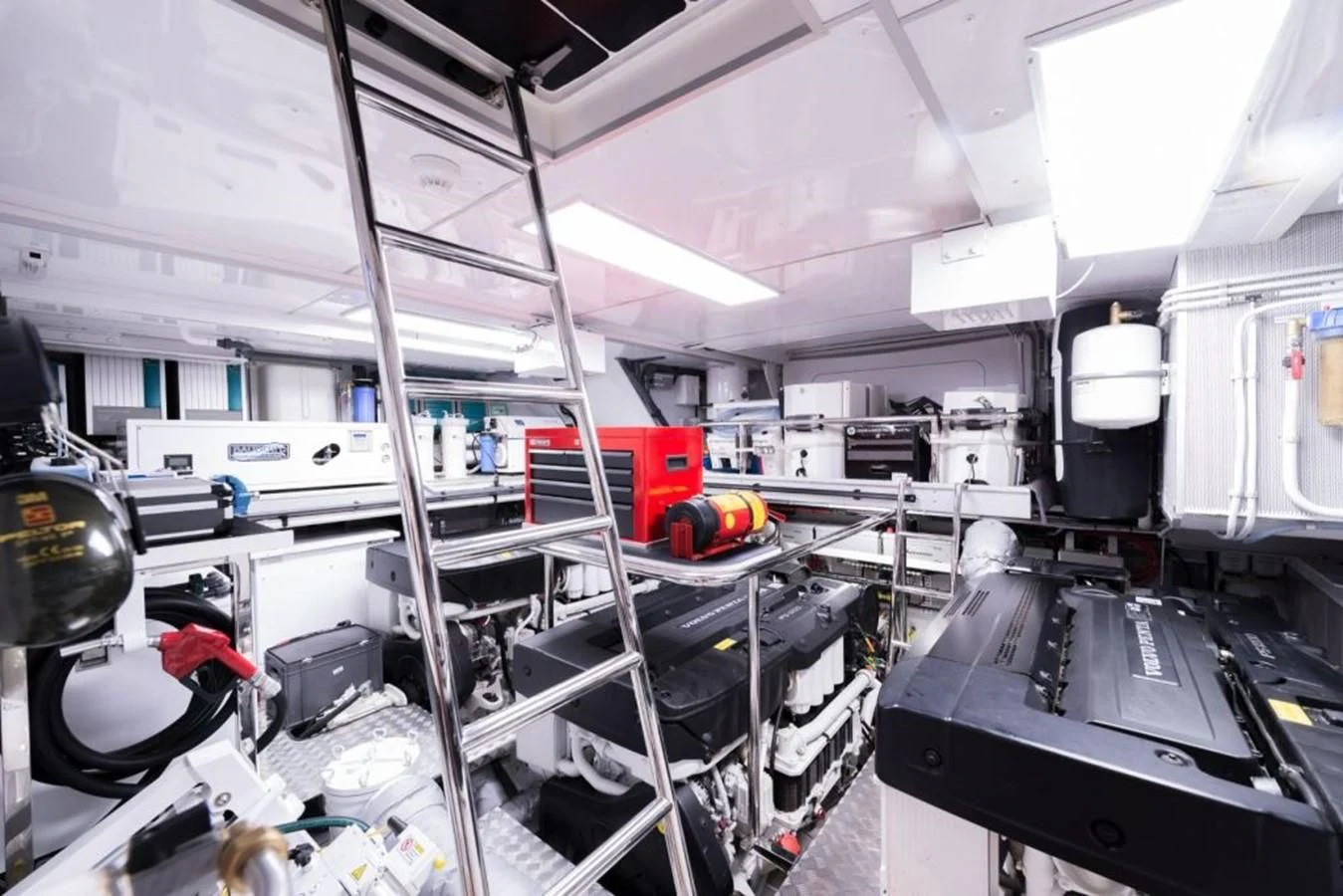 a room with machinery and equipment aboard O NOSO UNO Yacht for Sale