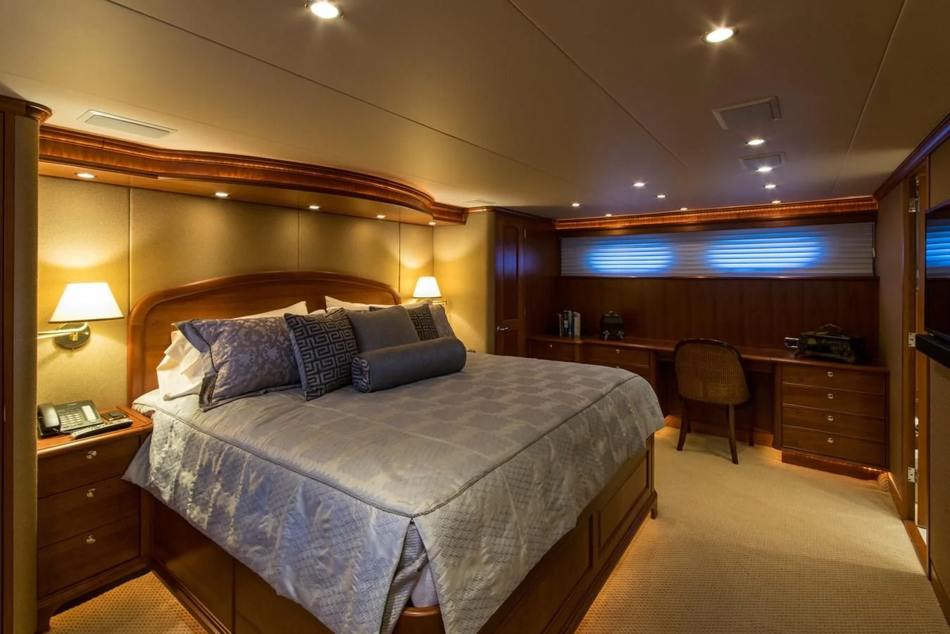 a bed in a hotel room aboard LIFE'S A JOURNEY Yacht for Sale