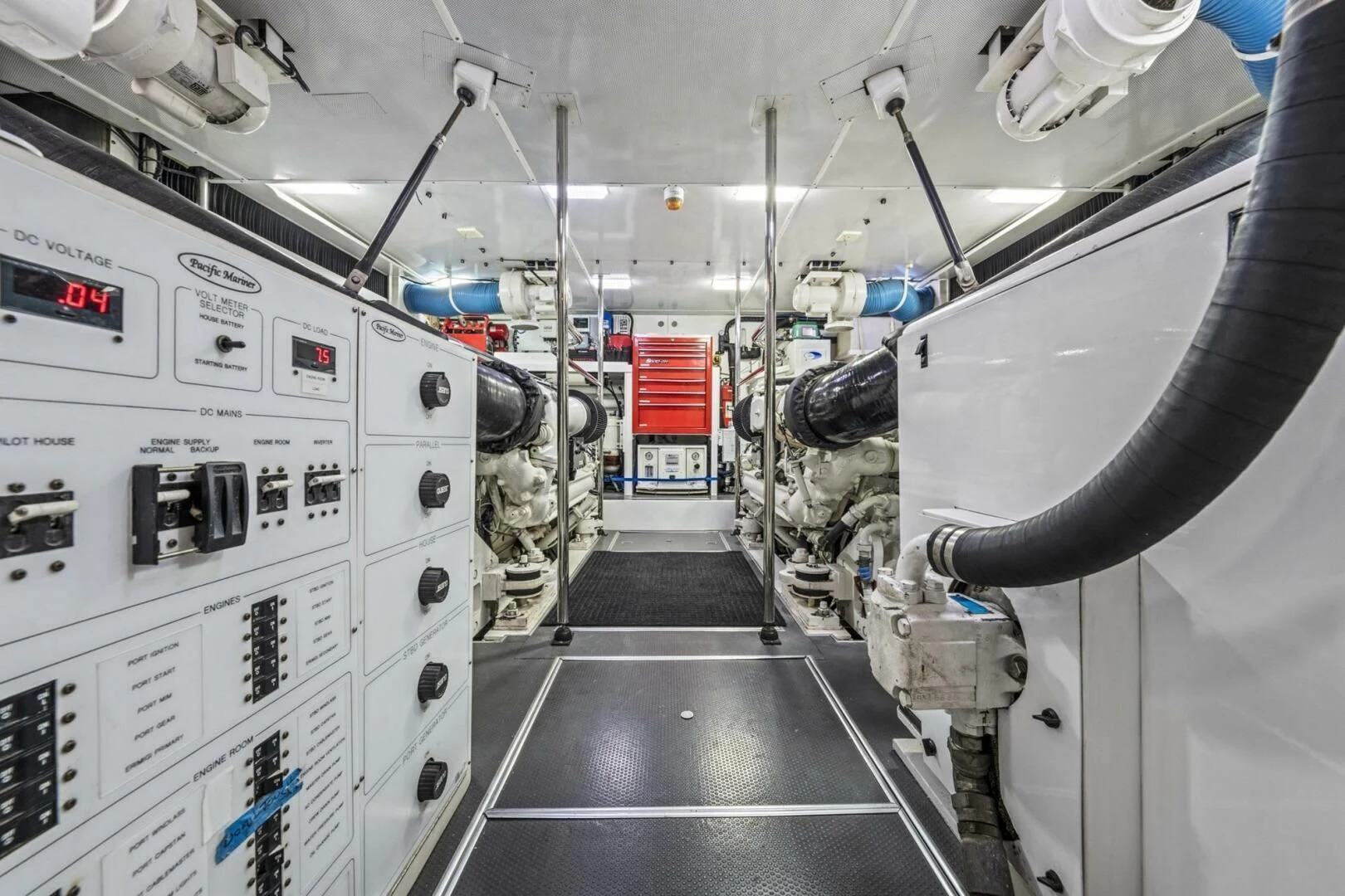 a room with a machine aboard LIFE'S A JOURNEY Yacht for Sale