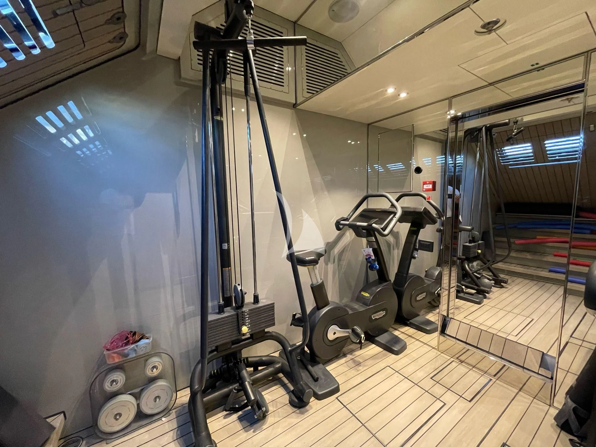 a room with a large machine aboard ENDEAVOUR 2 Yacht for Sale