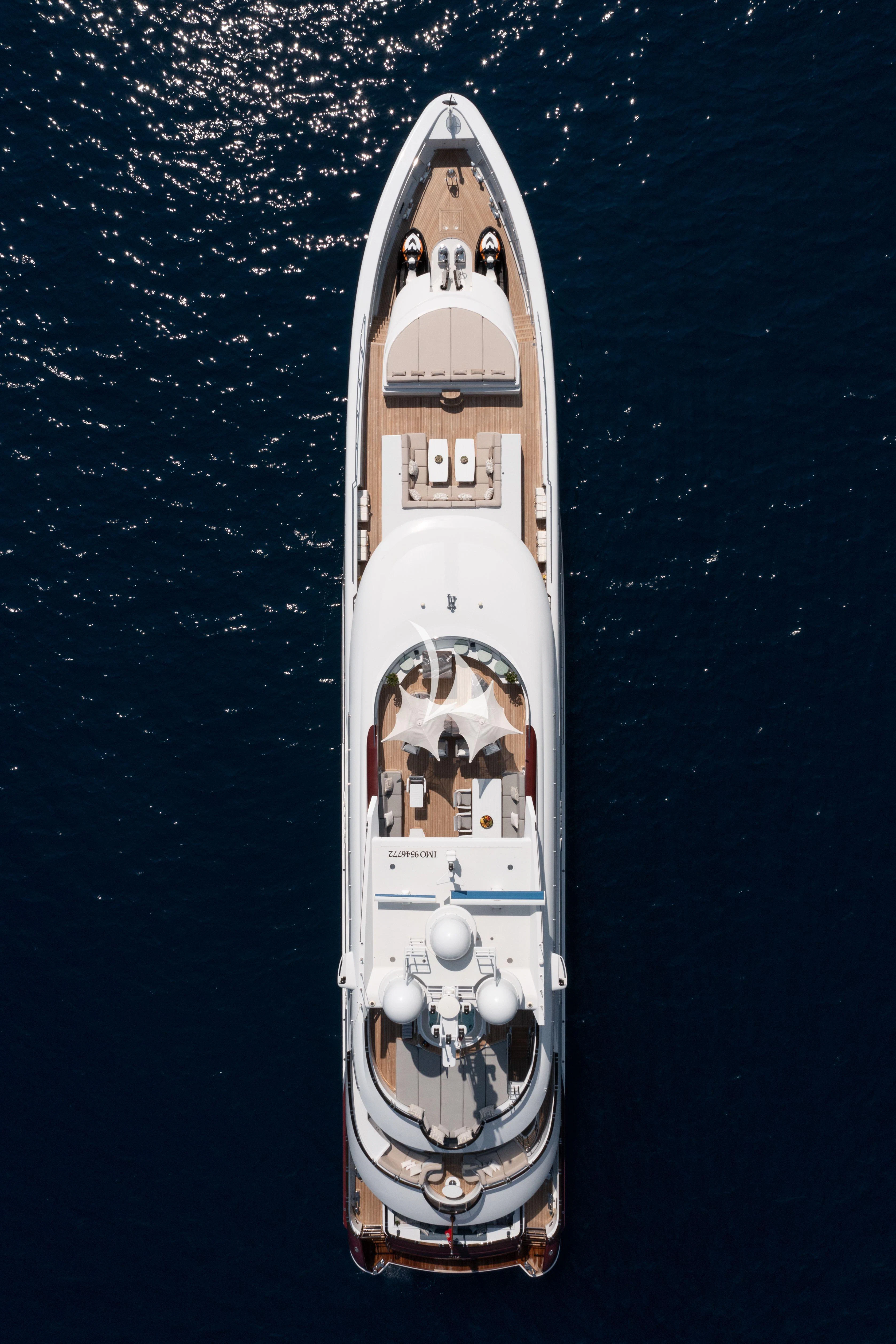 a space ship in the water aboard IDEFIX II Yacht for Charter