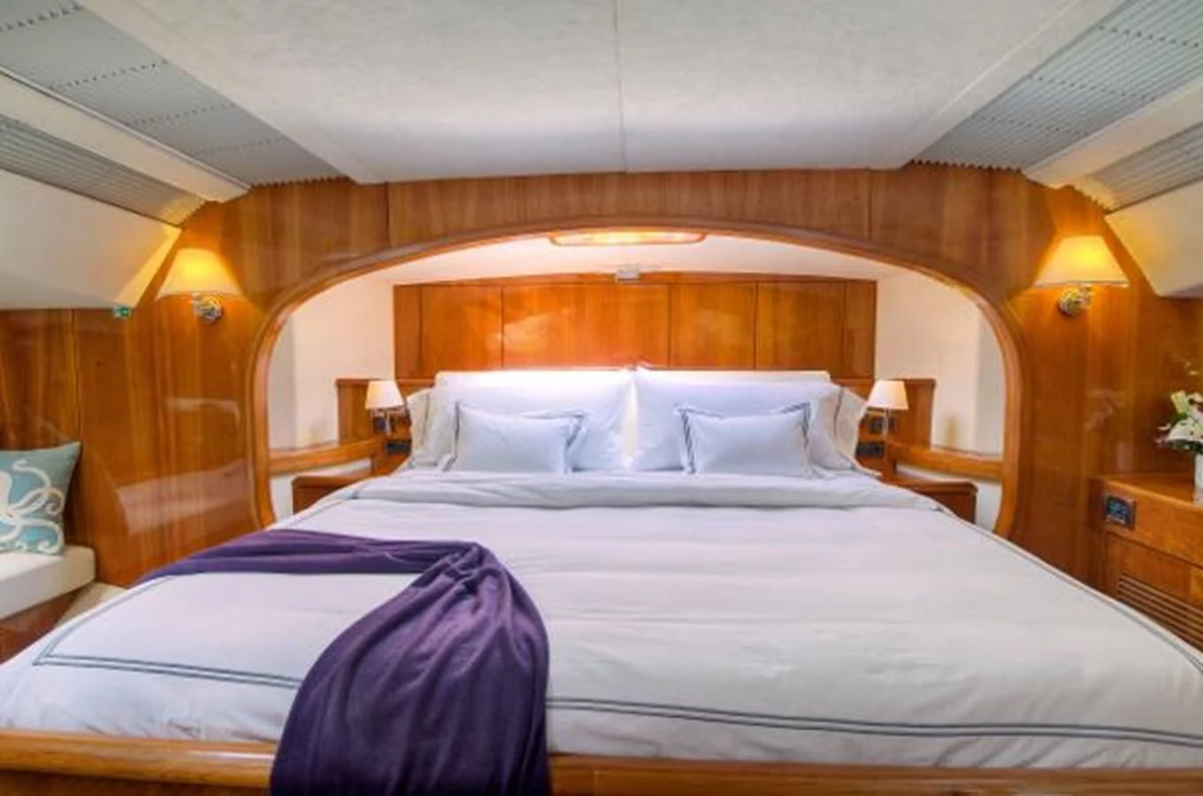 a couple of beds in a hotel room aboard 74' PRIVILEGE 2010 Yacht for Sale