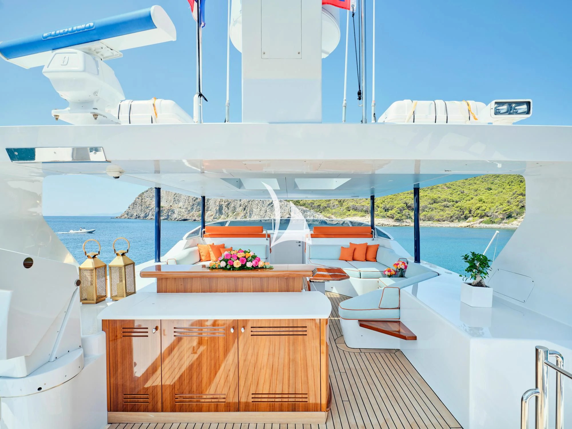 diagram, engineering drawing aboard MIA ZOI Yacht for Charter