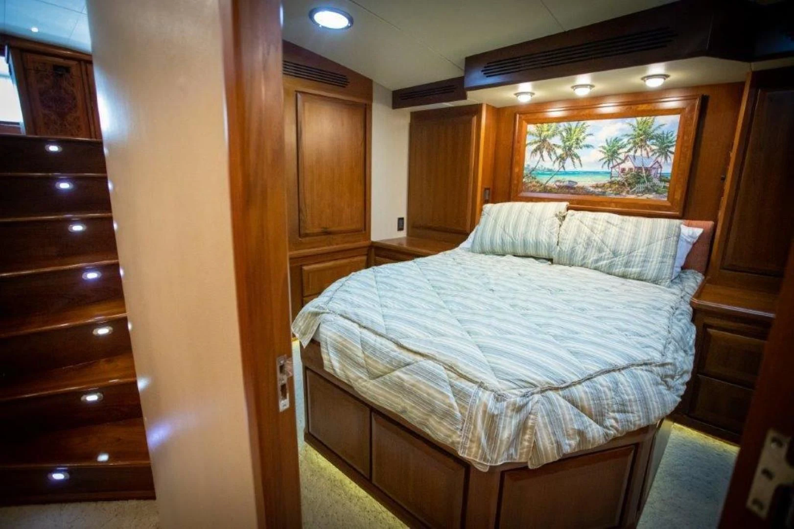 a bed in a cabin aboard PULLIN WIRE Yacht for Sale