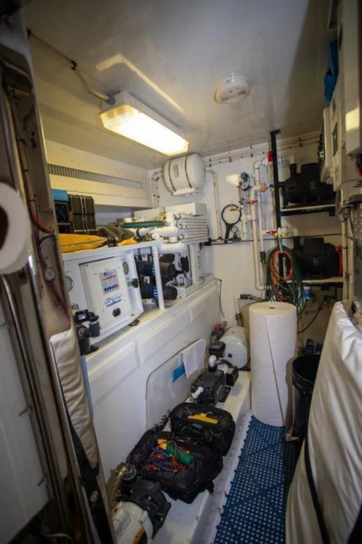a room with many items in it aboard PULLIN WIRE Yacht for Sale