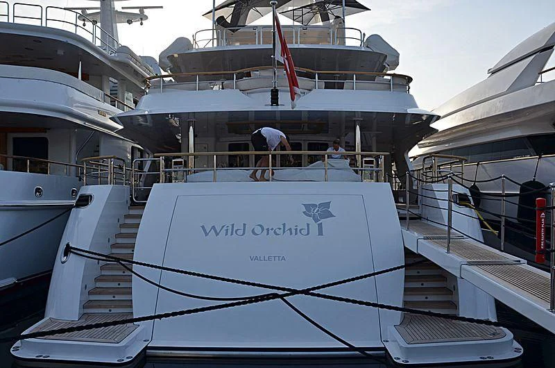 diagram aboard WILD ORCHID I Yacht for Sale