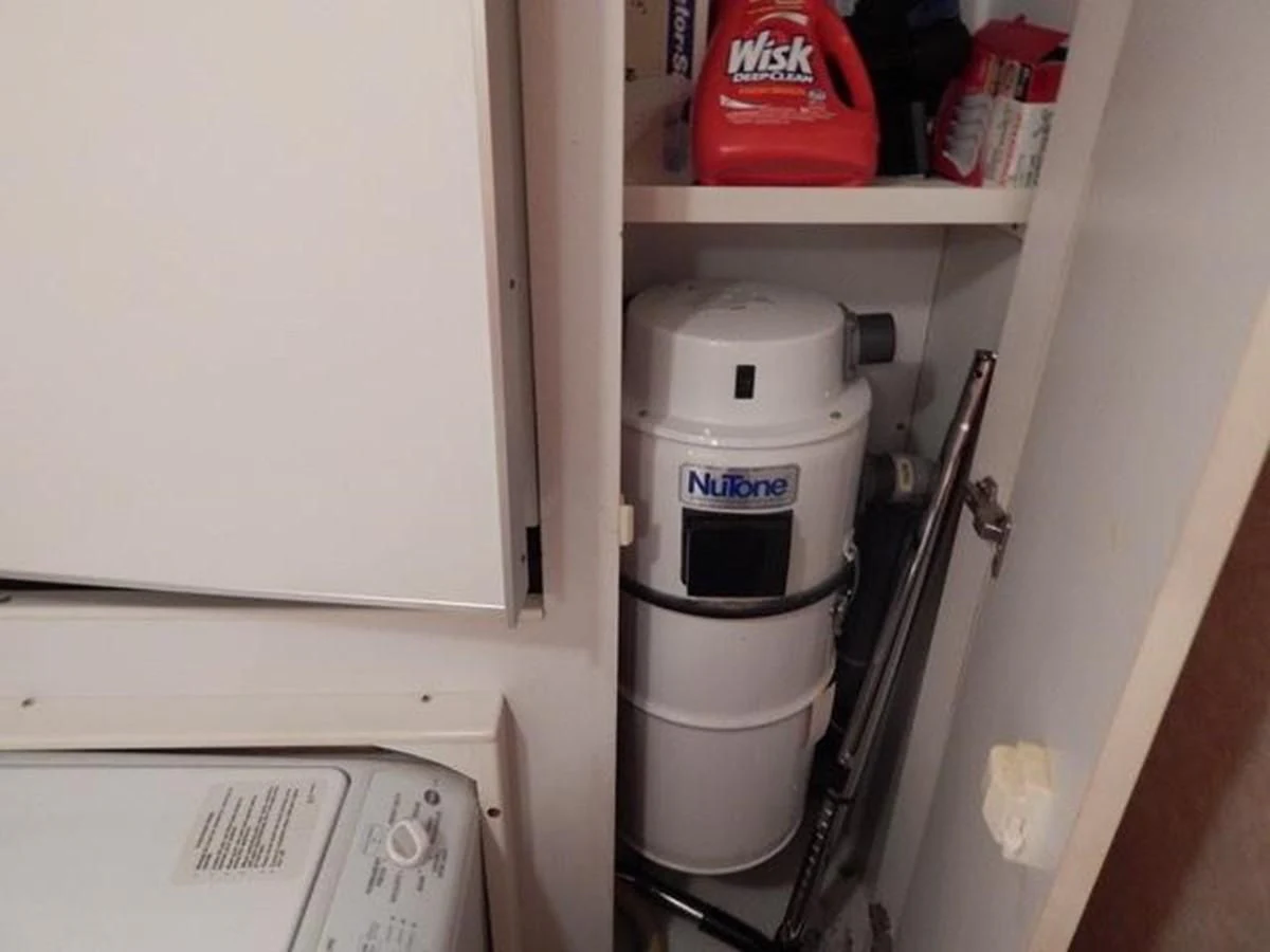 a white and silver blender aboard ONE MORE TIME Yacht for Sale