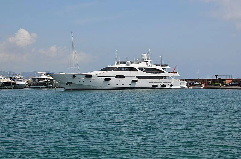 a white boat in the water aboard JAMEEL Yacht for Sale