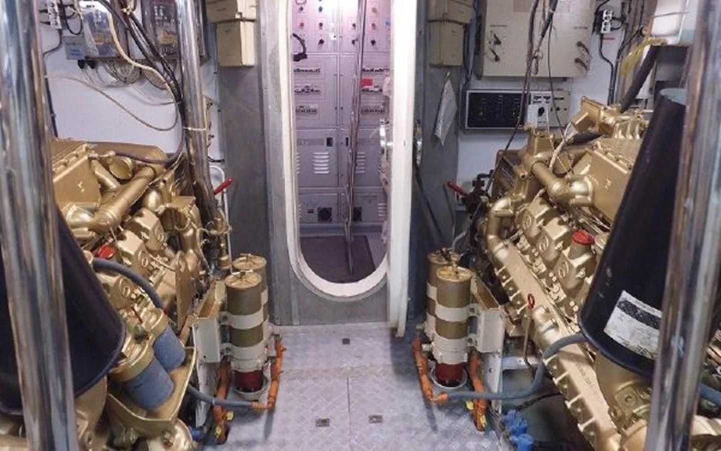 a room with machinery aboard SILVER SPIRIT II Yacht for Sale