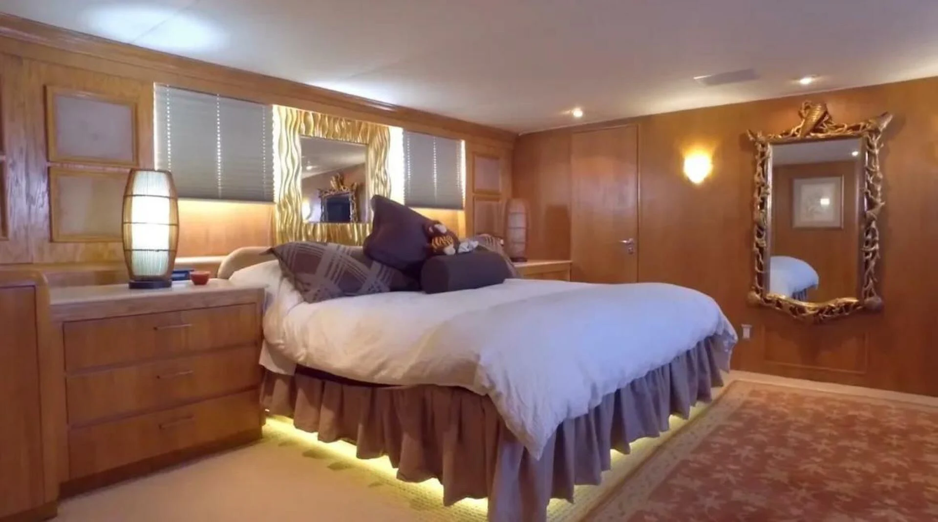 a couple of beds in a hotel room aboard THE BEST DAY Yacht for Sale