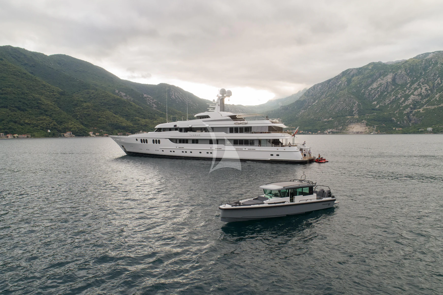 TRIDENT yacht charter 5